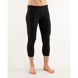 LULULEMON Wunder Groove Crop Legging 2 Black 22" Inseam Yoga Athleisure EUC B34